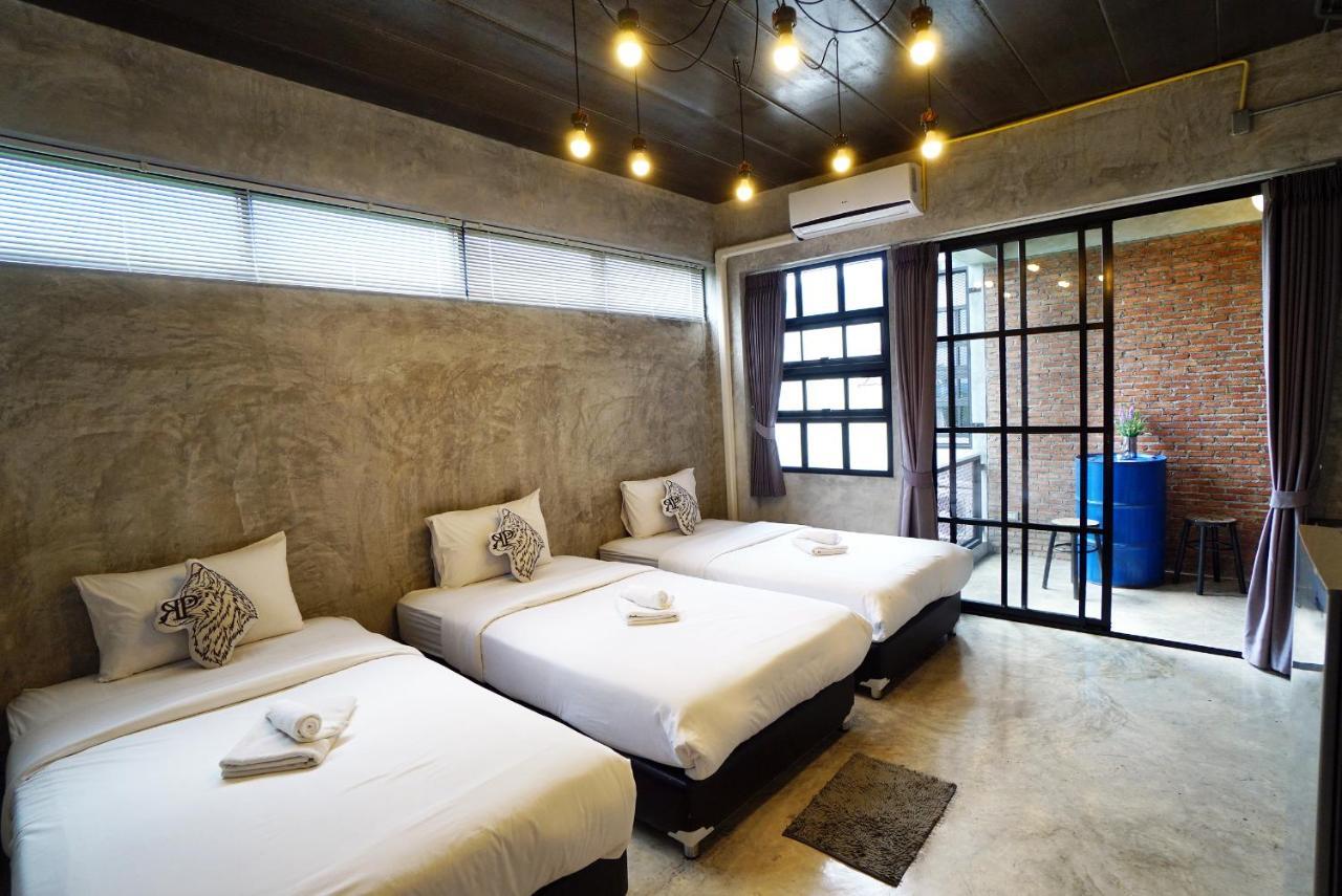 Rumpai Loft Habitat Chiang Mai Exterior photo